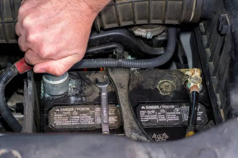 How to Clean Battery Terminals Without Baking Soda