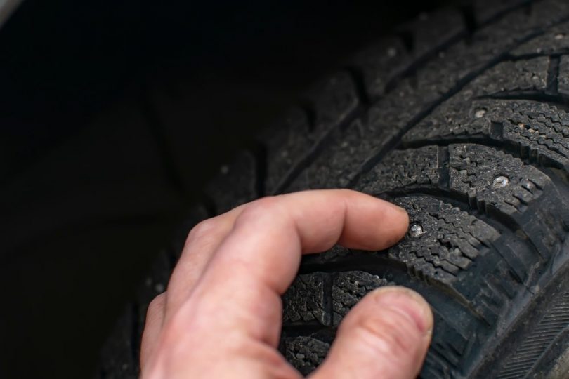 How to Remove Studs From Tires